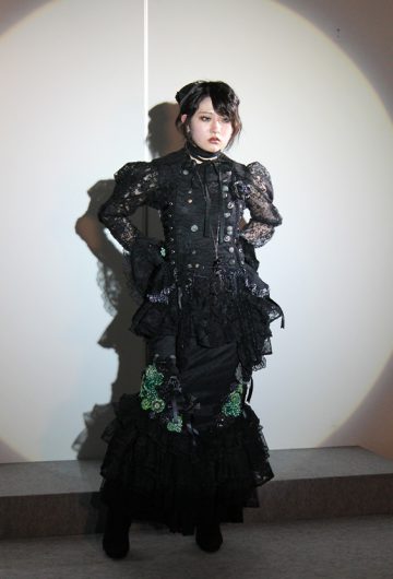 ファッションショー　卒業作品